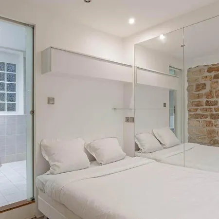 Modern 2bd 14 Mins To The Eiffel Tower