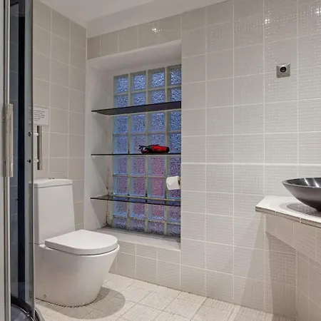 Apartment Modern 2bd 14 Mins To The Eiffel Tower Paris