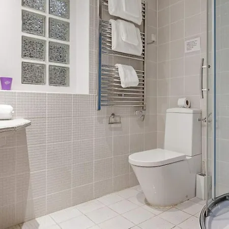Apartment Modern 2bd 14 Mins To The Eiffel Tower